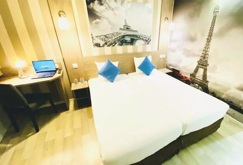 Hotel Rbx Roubaix Centre