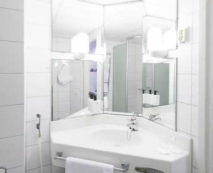 ホテル Scandic Järvenpää