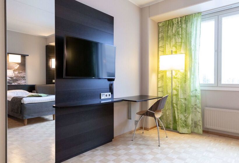 Hotel Scandic Tampere Hameenpuisto