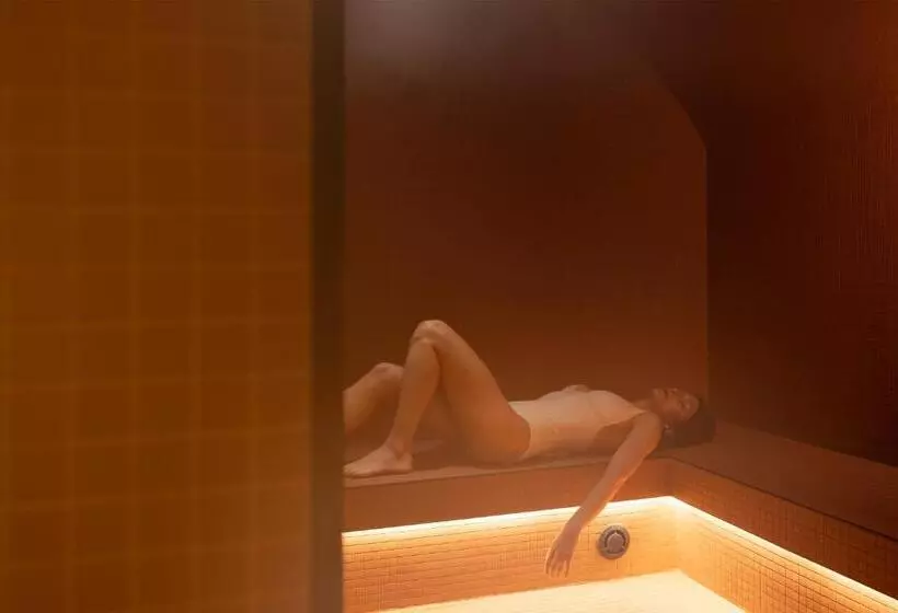 ホテル Hôtel Toujours & Spa