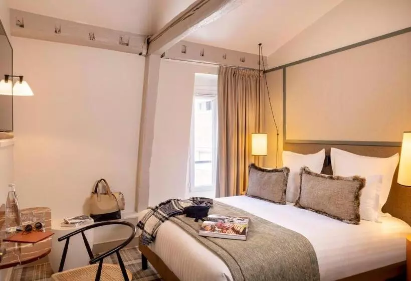 ホテル Hôtel Toujours & Spa
