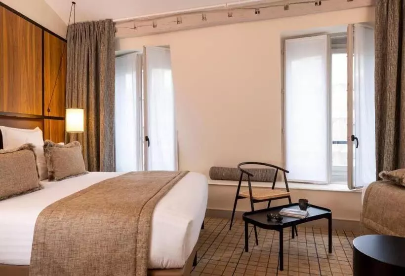 ホテル Hôtel Toujours & Spa