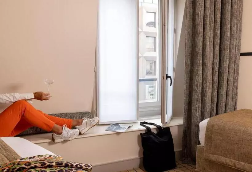 ホテル Hôtel Toujours & Spa