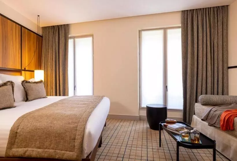 ホテル Hôtel Toujours & Spa