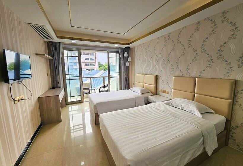 Mermaid Beach Resort