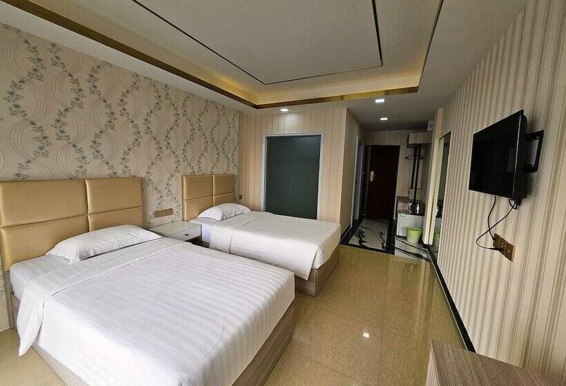 Mermaid Beach Resort