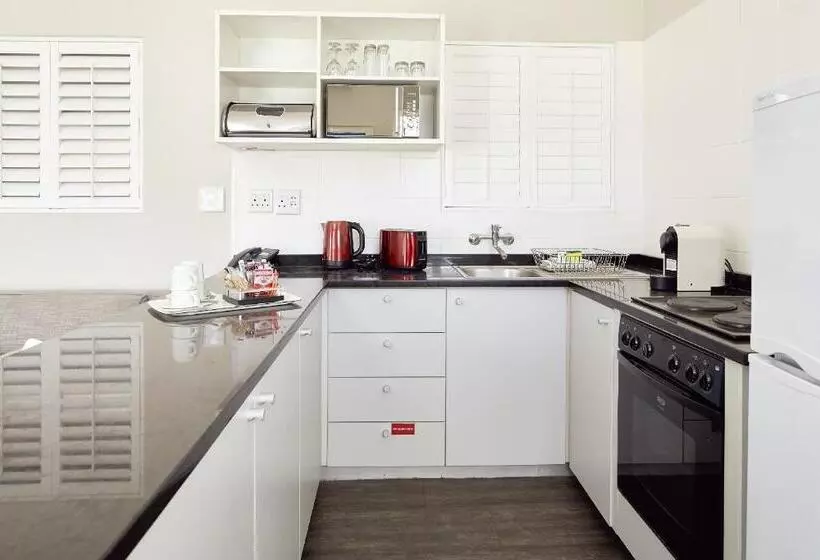 Курорт First Group Riviera Suites