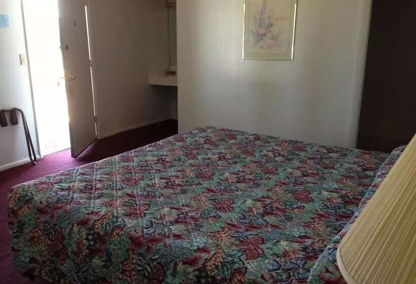 モーテル The Golden Spur