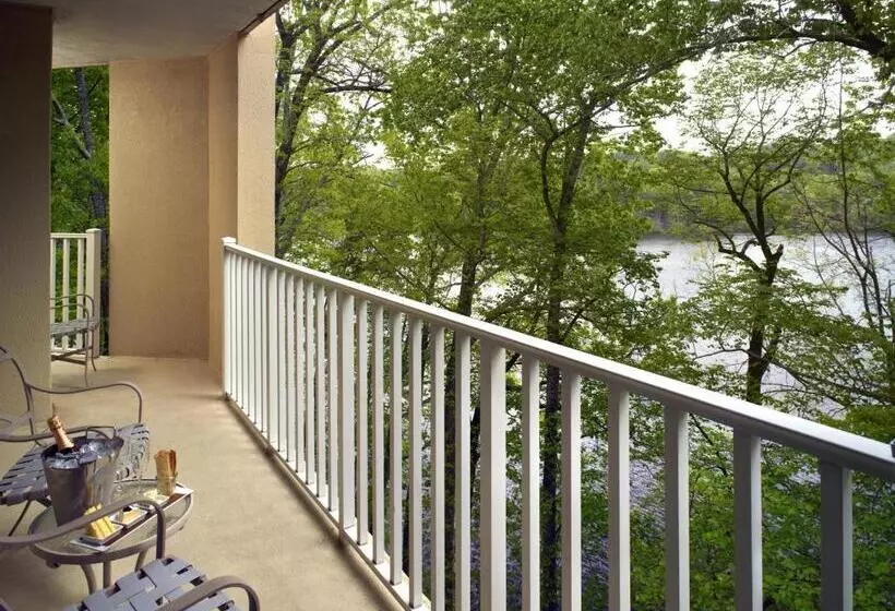 فندق Atlanta Evergreen Lakeside Resort