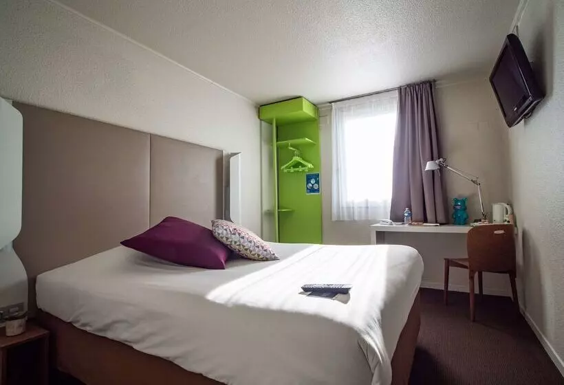 Отель Campanile Nice Aéroport