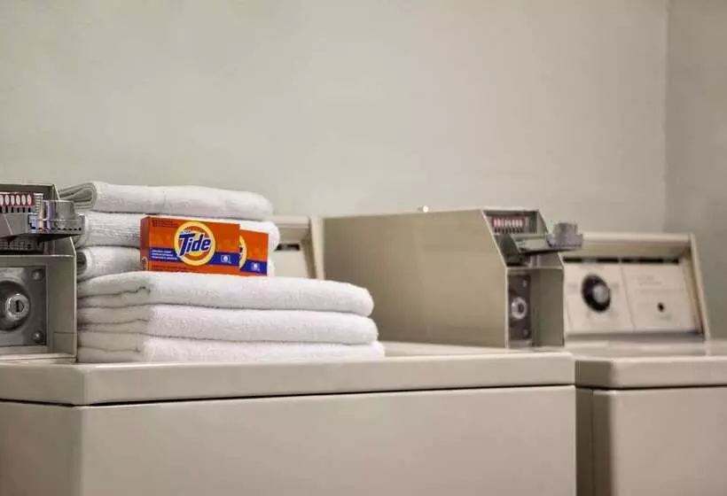 هتل Days Inn By Wyndham Billings