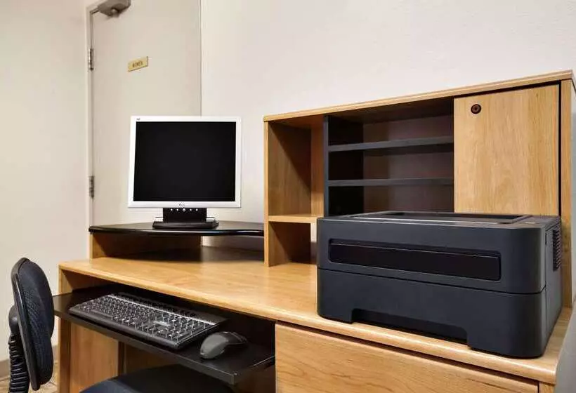 هتل Days Inn By Wyndham Billings