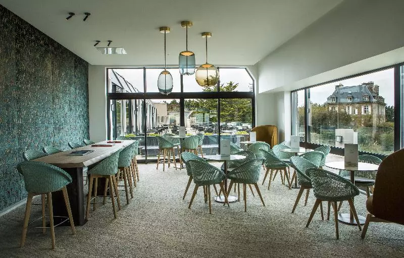 酒店 Emeria Dinard Thalasso Spa