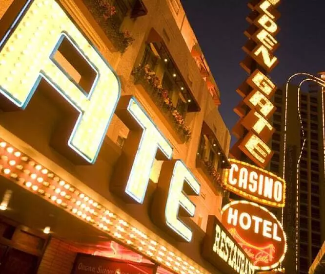 בית מלון כפרי Golden Gate Casino