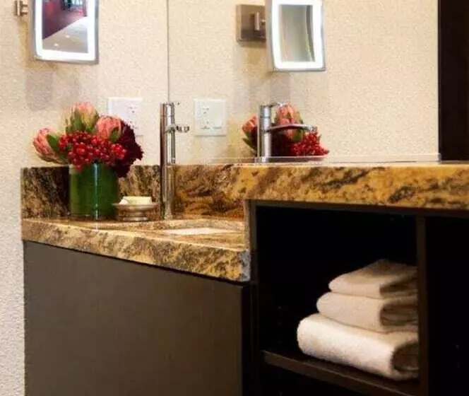 בית מלון כפרי Golden Gate Casino