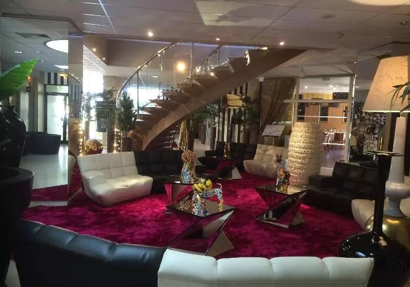 酒店 Grand Hôtel De Nîmes 4 étoiles