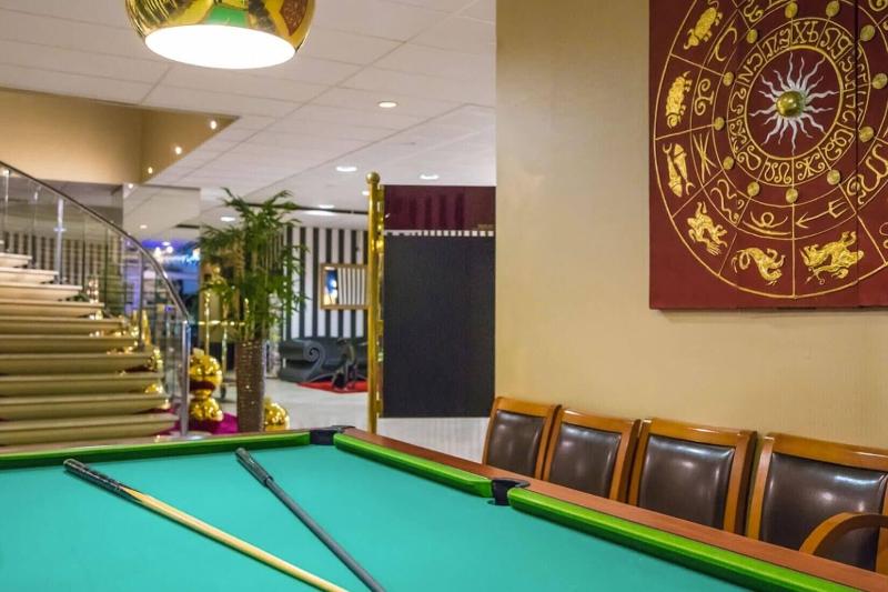 Отель Grand Hôtel De Nîmes 4 étoiles