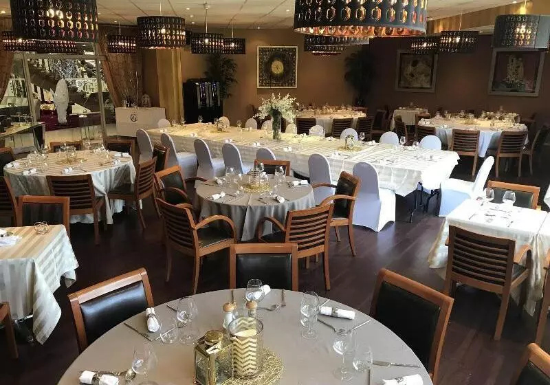 酒店 Grand Hôtel De Nîmes 4 étoiles