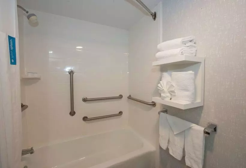 호텔 Hampton Inn Southlake