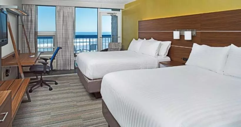 هتل Holiday Inn Express Nags Head Oceanfront, An Ihg