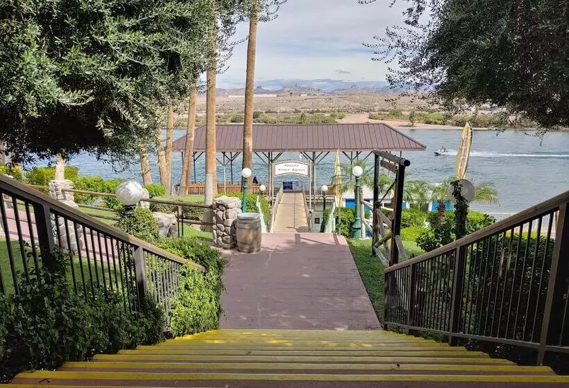 בית מלון כפרי The New Pioneer