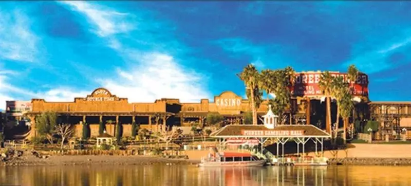 בית מלון כפרי The New Pioneer