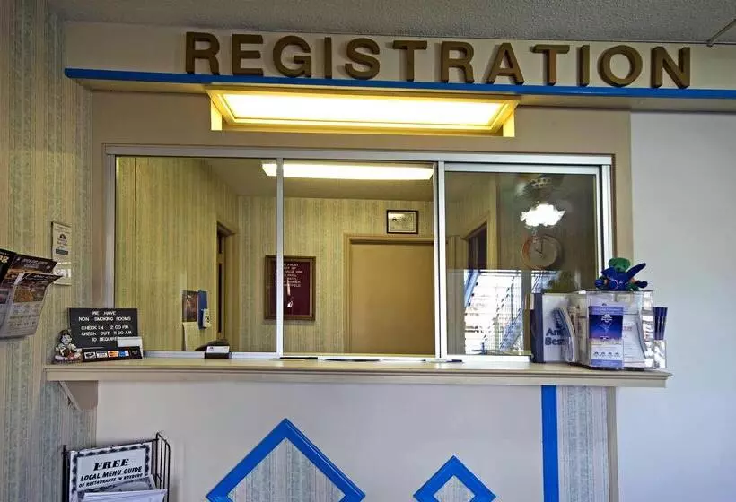 Мотель Americas Best Value Inn Roxboro