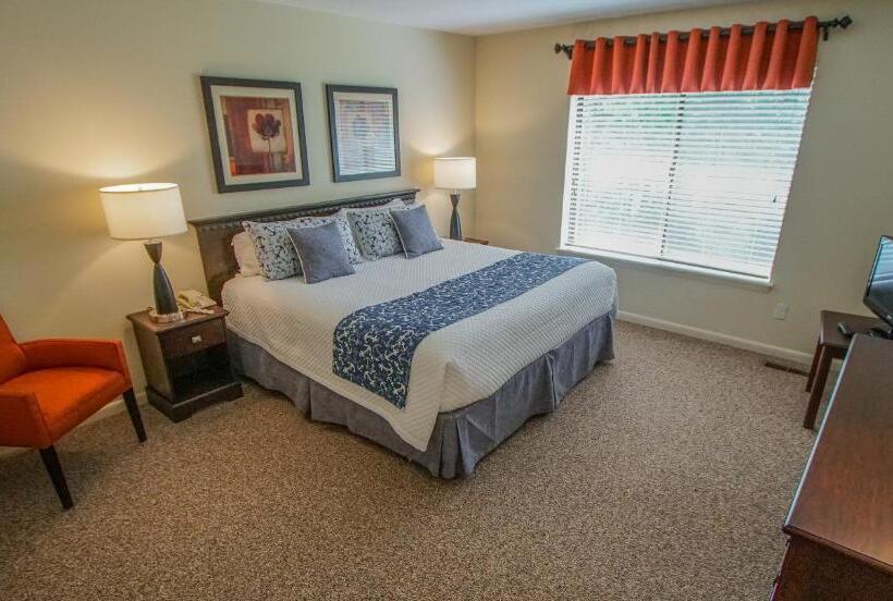 Brewster Green Resort