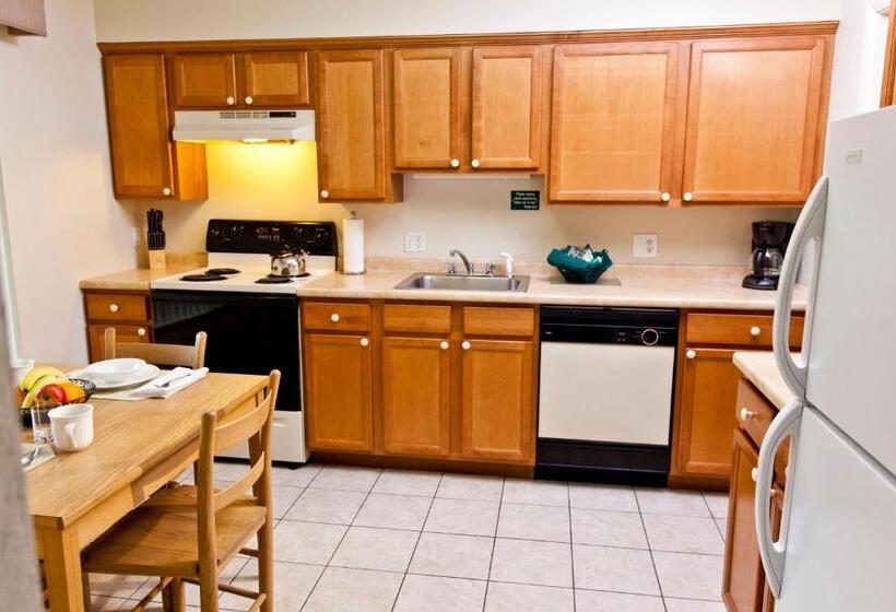 Brewster Green Resort