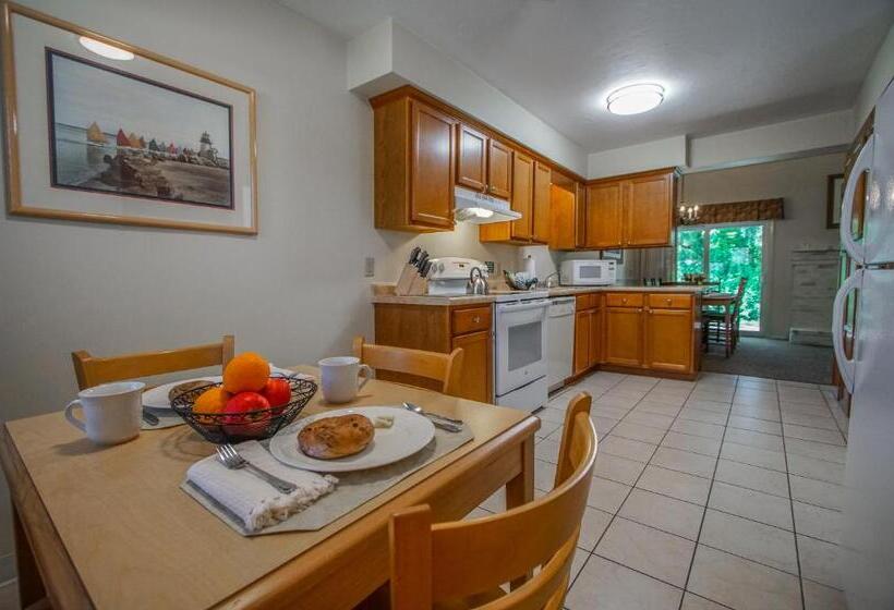 Brewster Green Resort