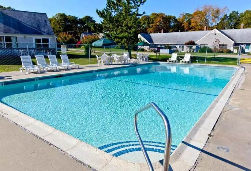 Brewster Green Resort