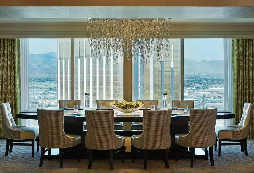 Four Seasons Hotel Las Vegas