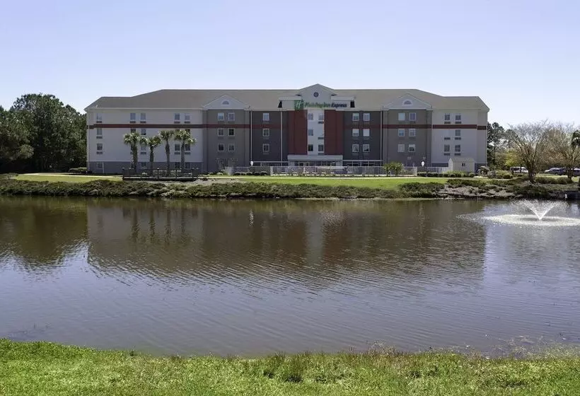 Otel Holiday Inn Express Myrtle Beach Broadway At The Beach, An Ihg