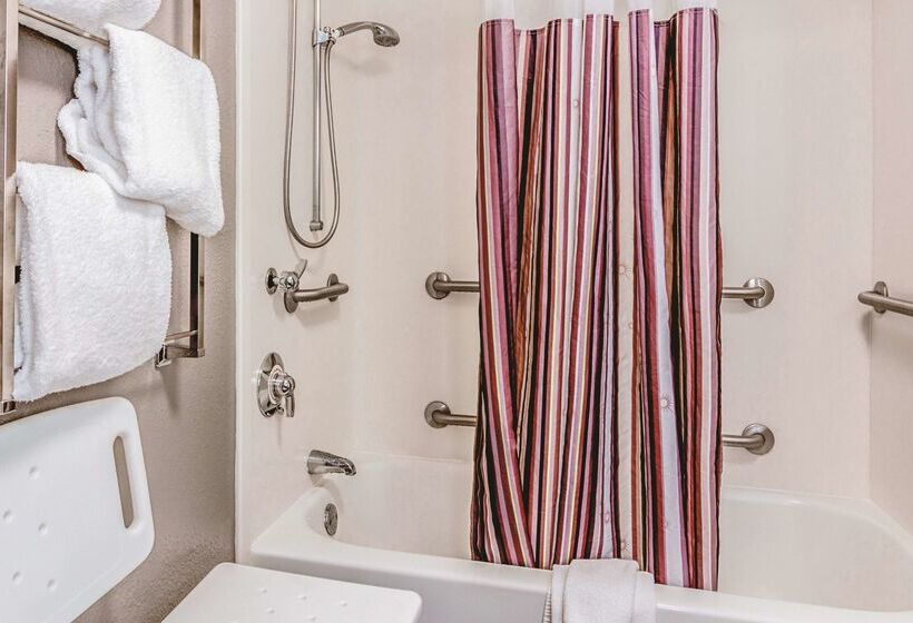 فندق La Quinta By Wyndham Las Vegas Summerlin Tech