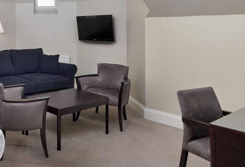 ホテル Leonardo Edinburgh City