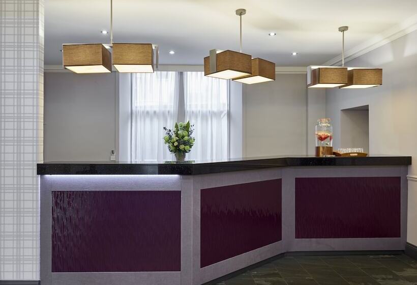 ホテル Leonardo Edinburgh City