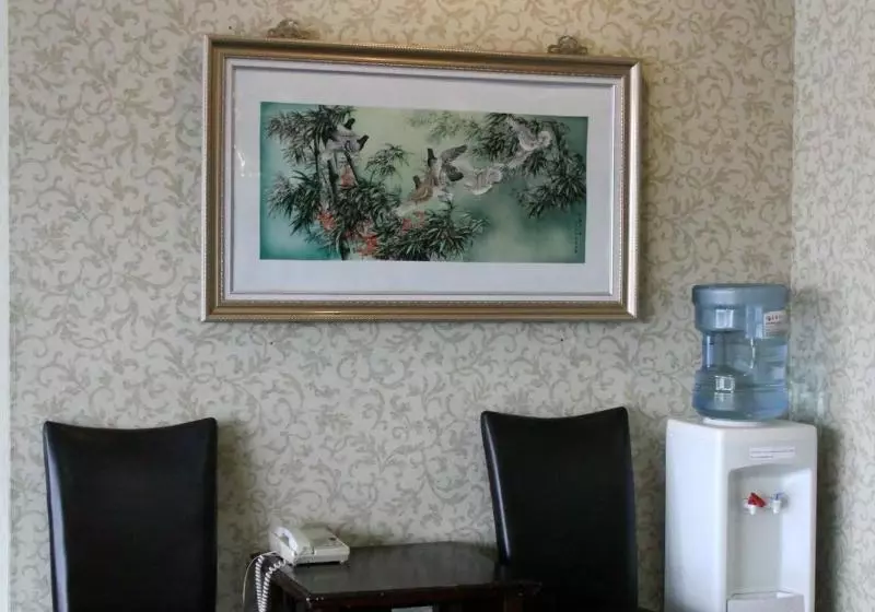 ホテル Metro Plaza