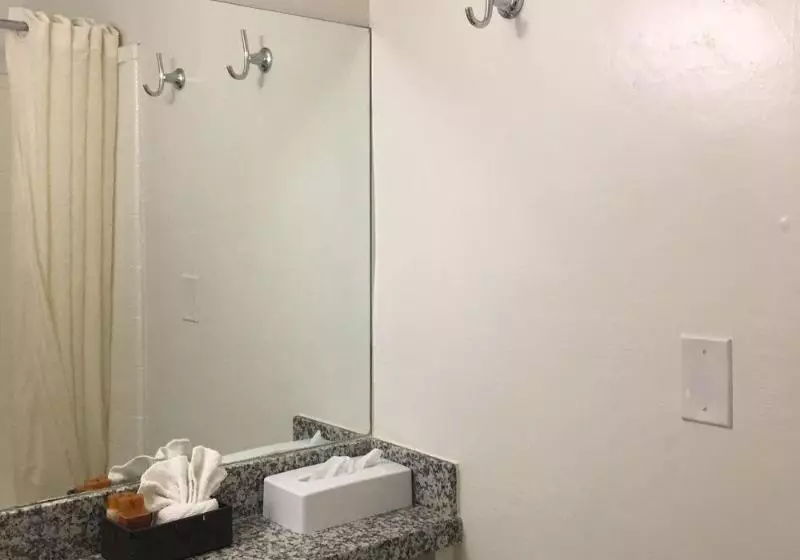 호텔 Pepper Tree Boutique Kitchen Studios Anaheim