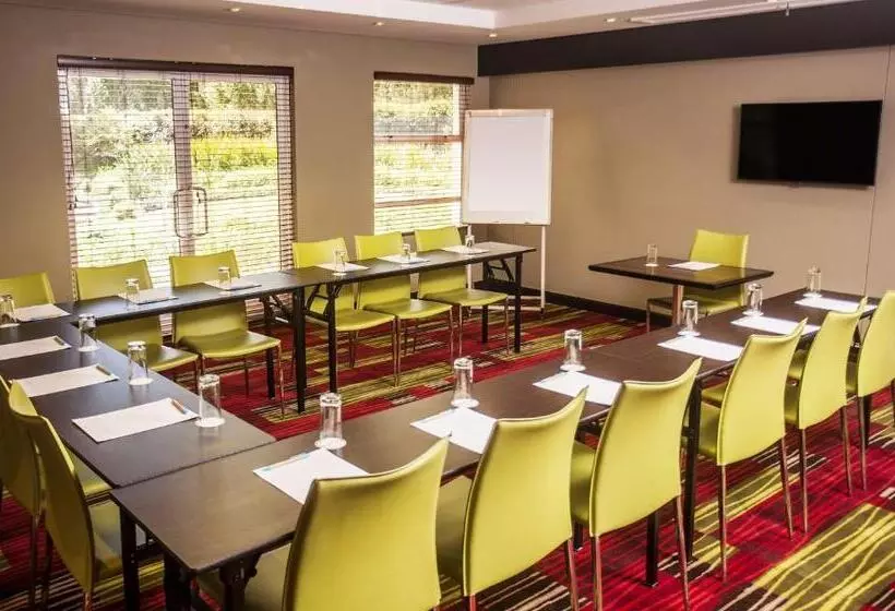 هتل Stayeasy Eastgate