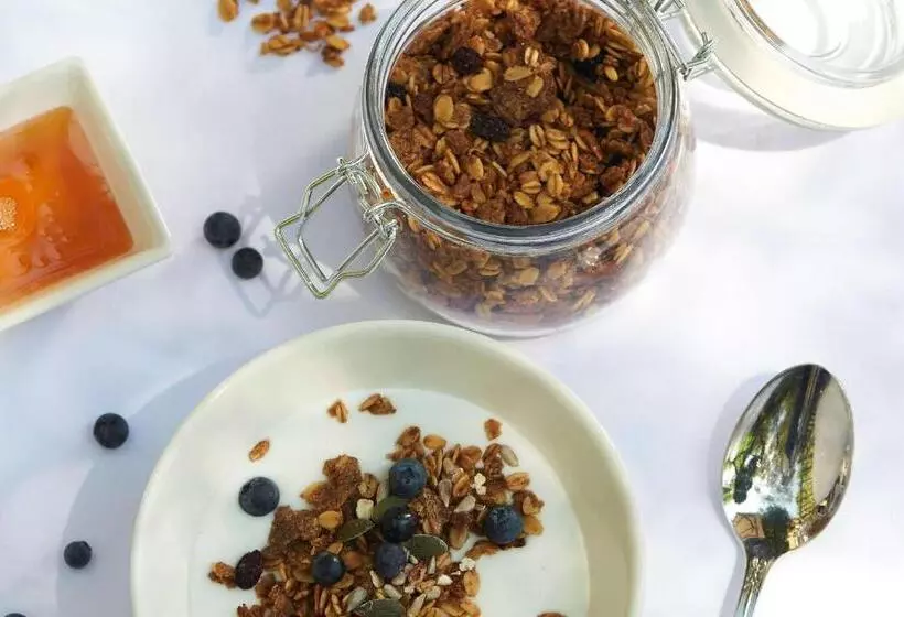 هتل Stayeasy Eastgate