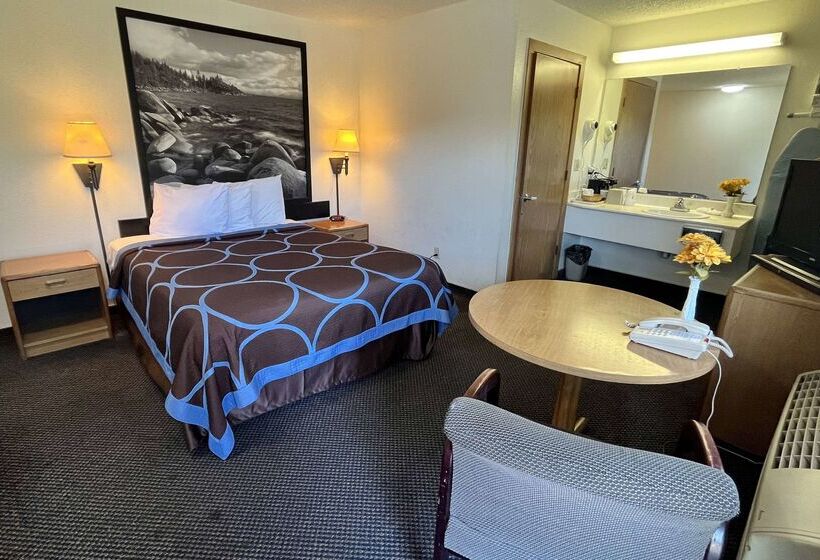 Hotel Super 8 By Wyndham Red Bluff