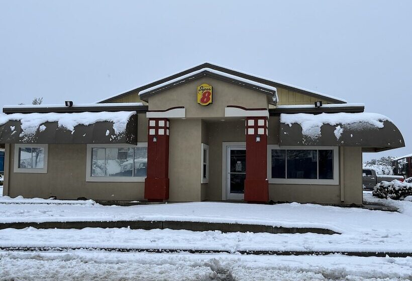 Hotel Super 8 By Wyndham Red Bluff
