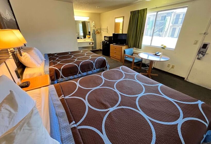 Hotel Super 8 By Wyndham Red Bluff