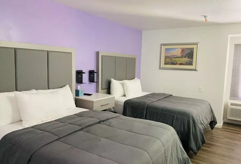 בית מלון כפרי The Aqua Pacific