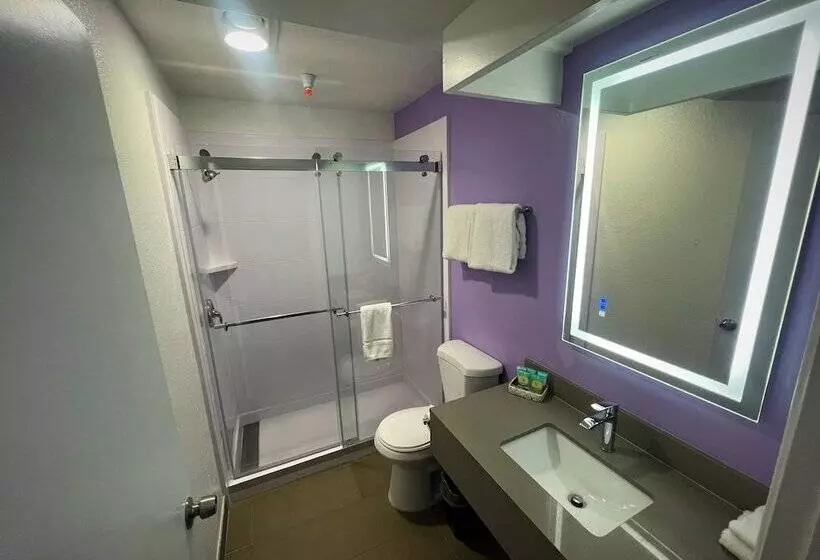 בית מלון כפרי The Aqua Pacific