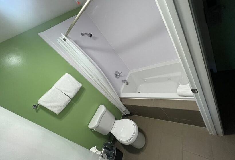 فندق The Aqua Pacific