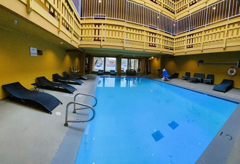 فندق The Aqua Pacific