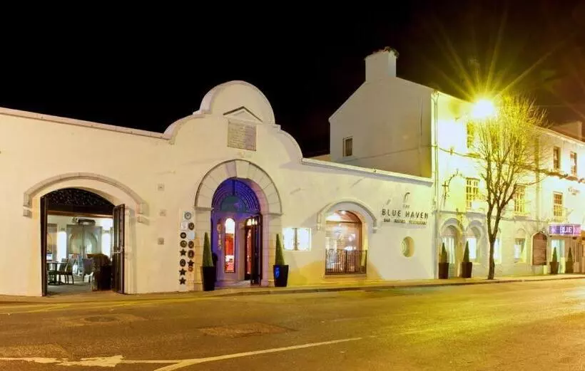 هتل The Blue Haven