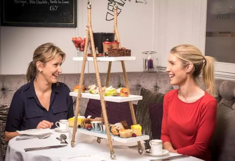 هتل The Blue Haven