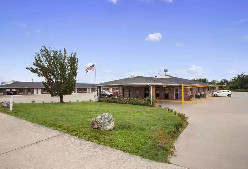 Motel Super 8 By Wyndham Henryetta